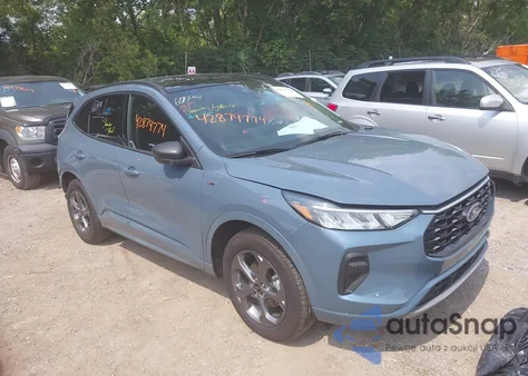 2024 Ford Escape St-Line z USA, uszkodzony, nr VIN 1FMCU9MN8RUA63649